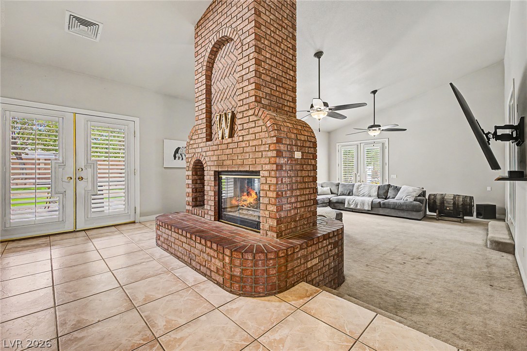 Photo 4 of 621 Lomprey Avenue