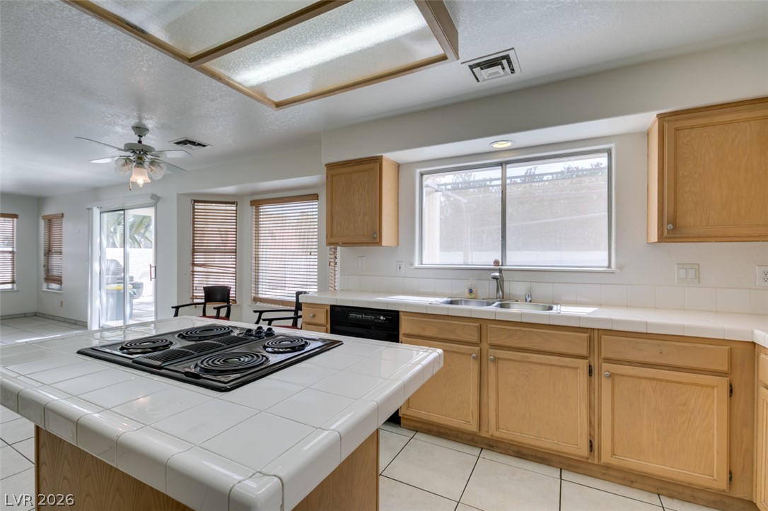 Photo 32 of 53, 534 Baldridge Drive