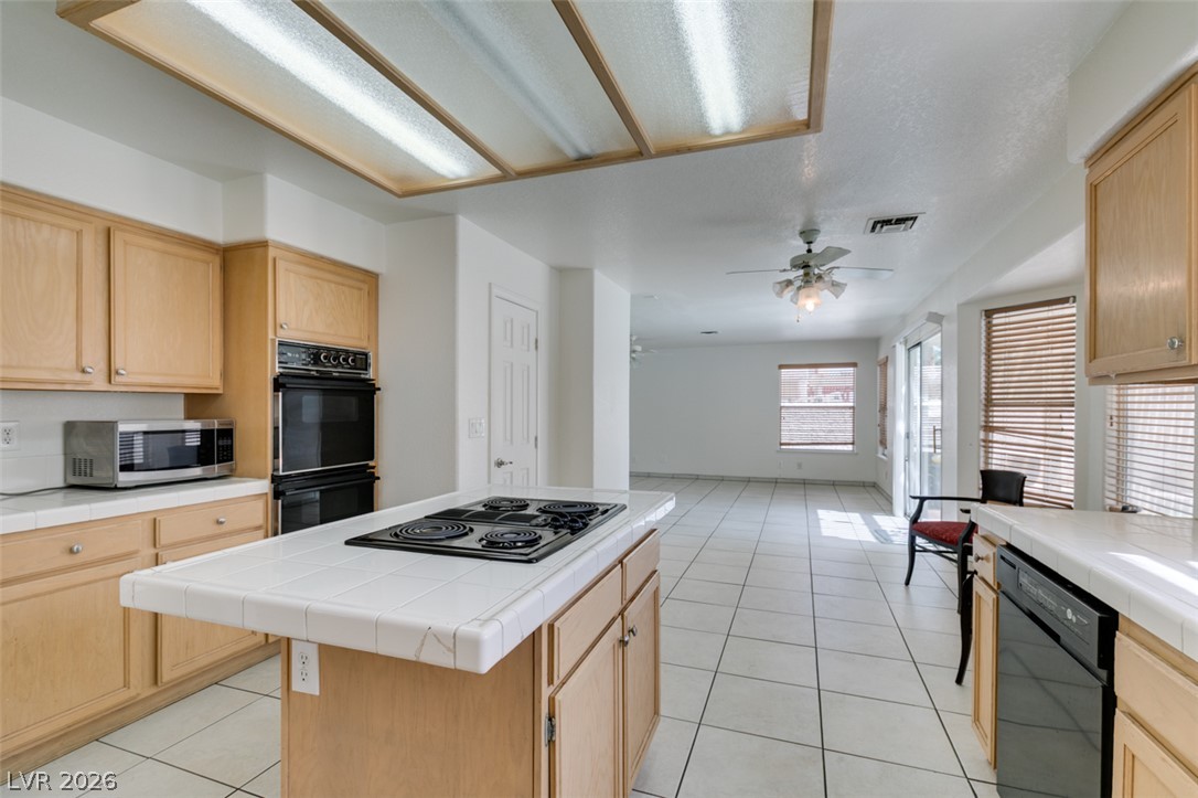 Photo 34 of 53, 534 Baldridge Drive