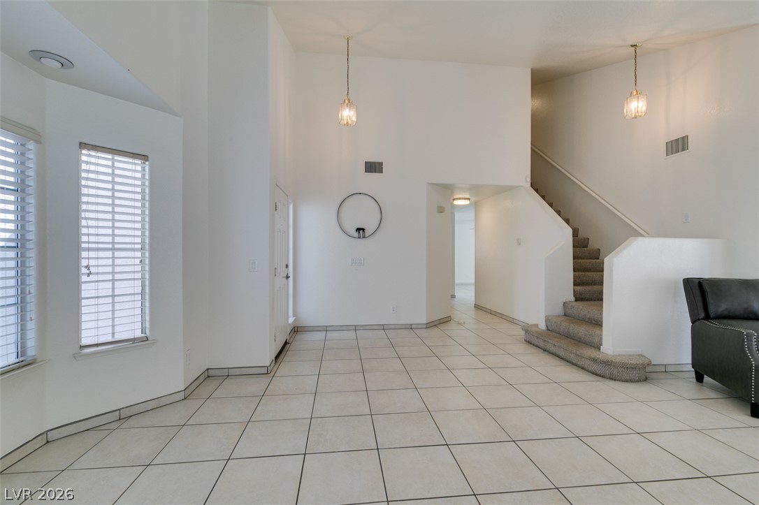 Photo 9 of 53, 534 Baldridge Drive