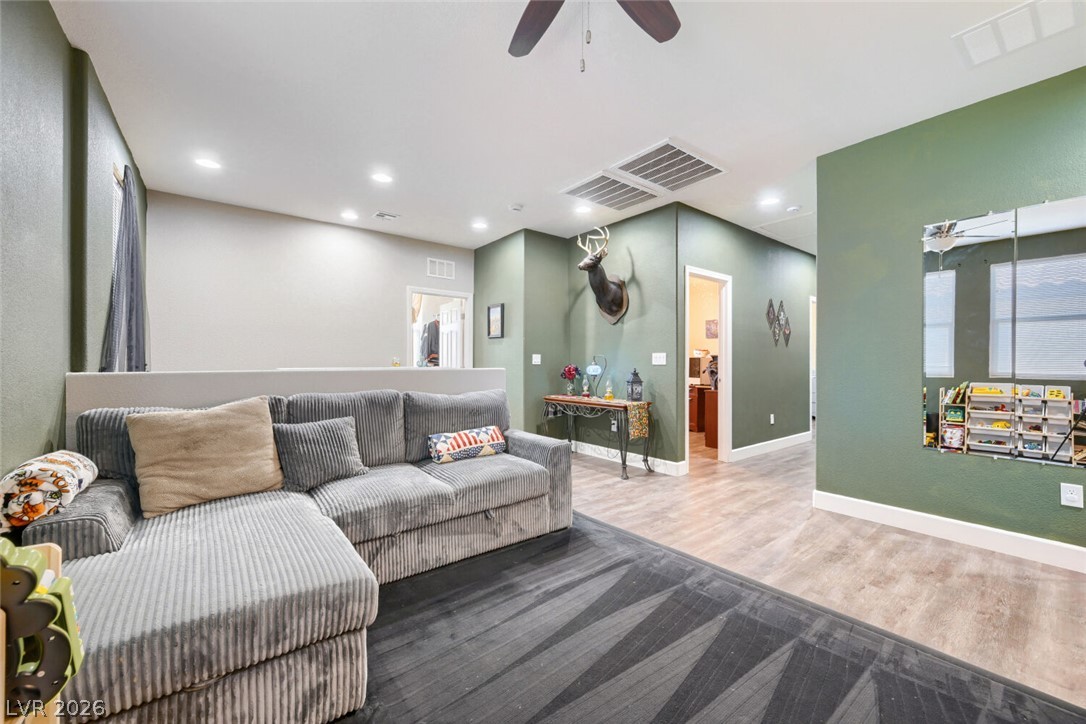 Photo 4 of 6841 Compass Cove Avenue