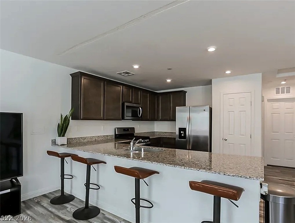 Photo 6 of 19, 4494 Rabnor Circle