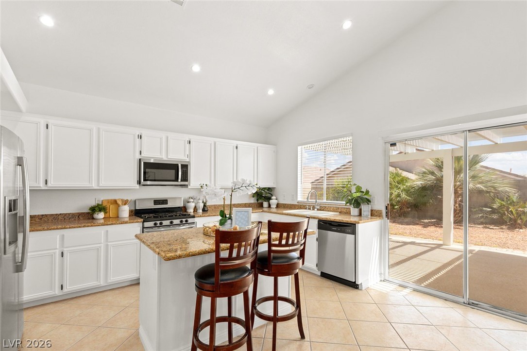 Photo 6 of 13, 2429 Sunrise Springs Court