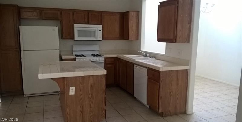 Photo 4 of 1109 Storke Lane