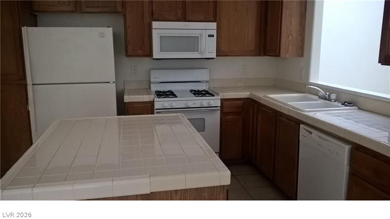 Photo 8 of 58, 1109 Storke Lane