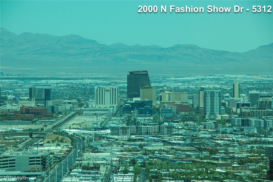 Photo 47 of 51, 2000 N Fashion Show Drive #5312