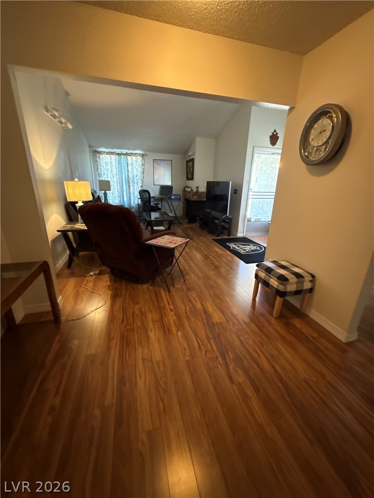 Photo 9 of 59, 704 Eastview Drive