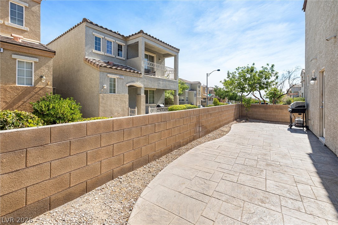 Photo 4 of 9156 Point Lace Court