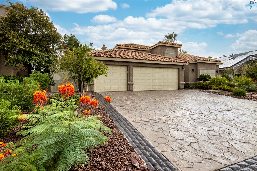 Photo 3 of 5205 Sandy Cactus Lane