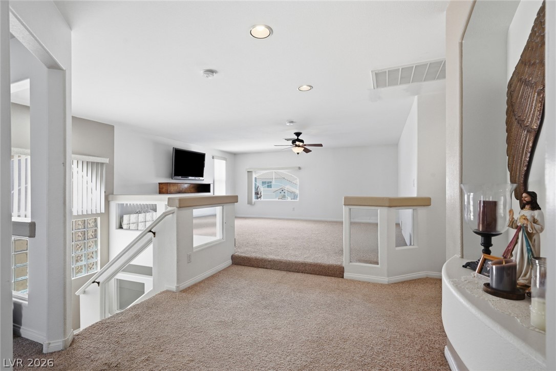 Photo 19 of 47, 9752 Lookout Canyon Court