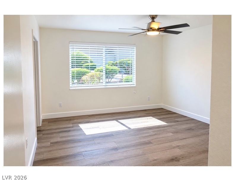 Photo 7 of 25, 7900 Foxwood Place #102