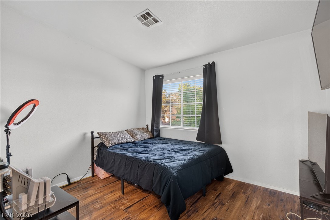 Photo 19 of 28, 5330 E Charleston Boulevard #20