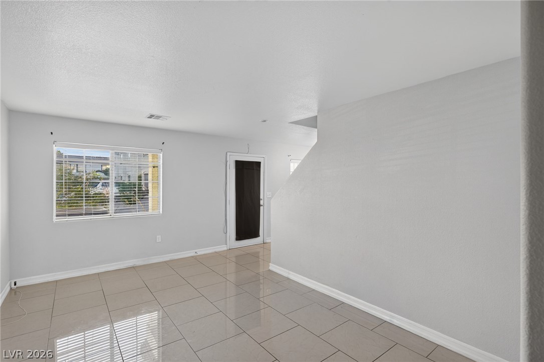 Photo 6 of 28, 5330 E Charleston Boulevard #20
