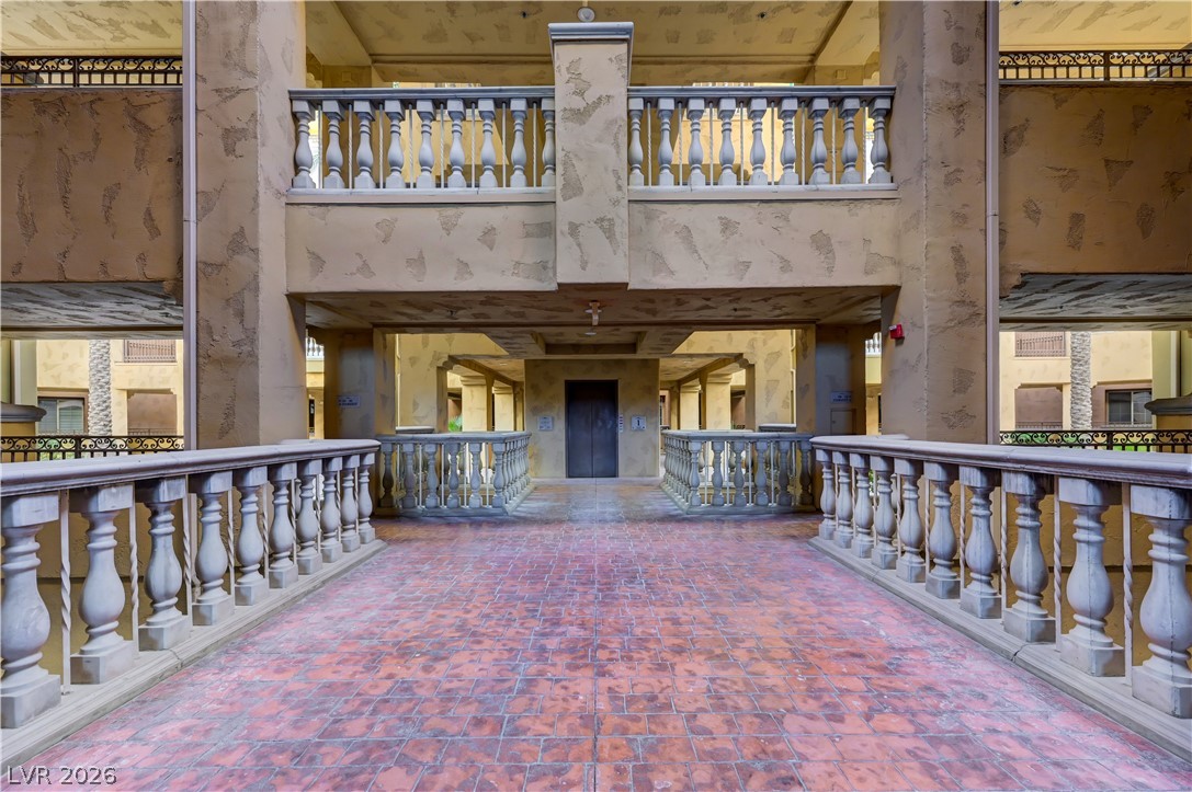 Photo 5 of 15 Via Mantova #401