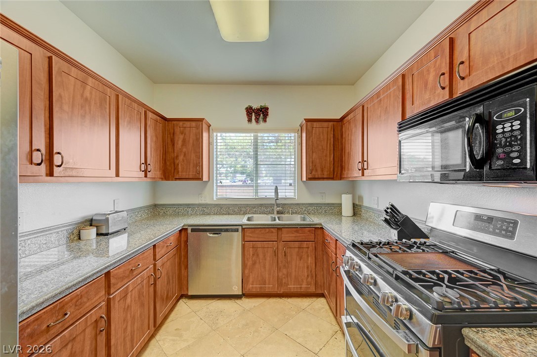 Photo 20 of 39, 5250 S Rainbow Boulevard #1048