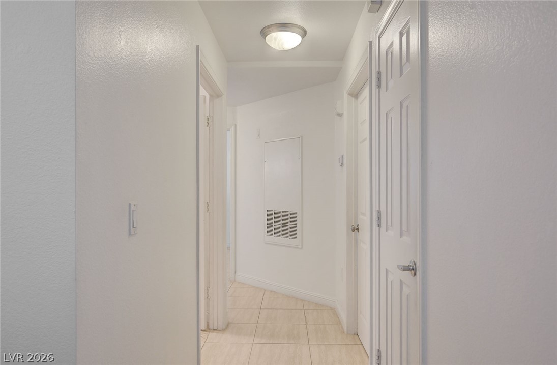 Photo 22 of 39, 5250 S Rainbow Boulevard #1048
