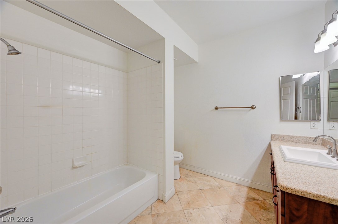 Photo 33 of 39, 5250 S Rainbow Boulevard #1048