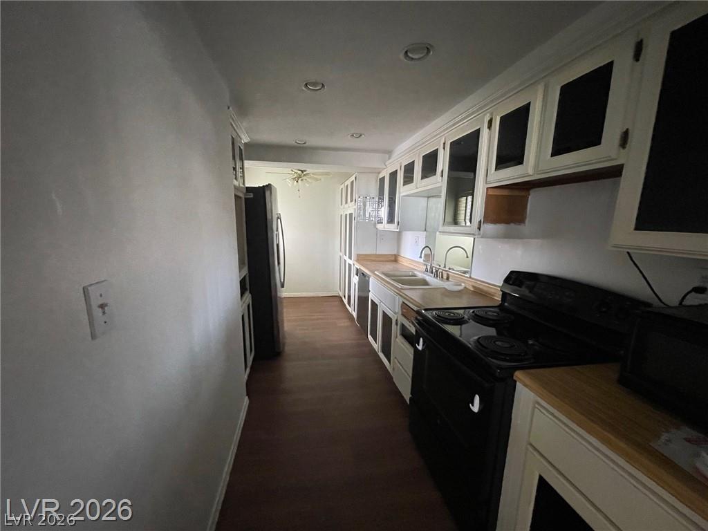 Photo 2 of 750 S Royal Crest Circle #351