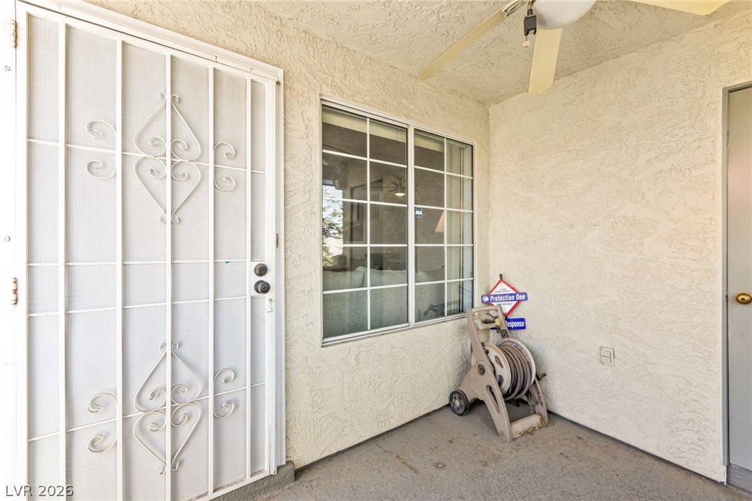 Photo 11 of 36, 6832 Elm Creek Drive #204