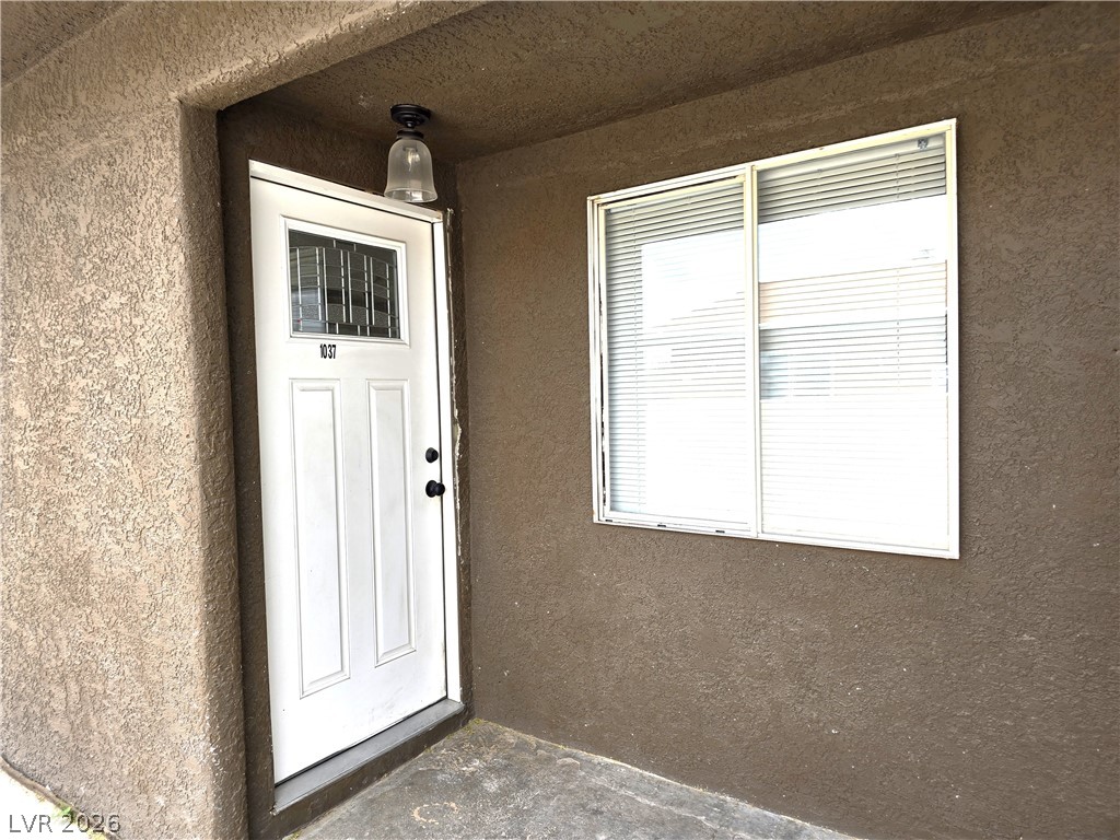 Photo 2 of 1037 June Avenue