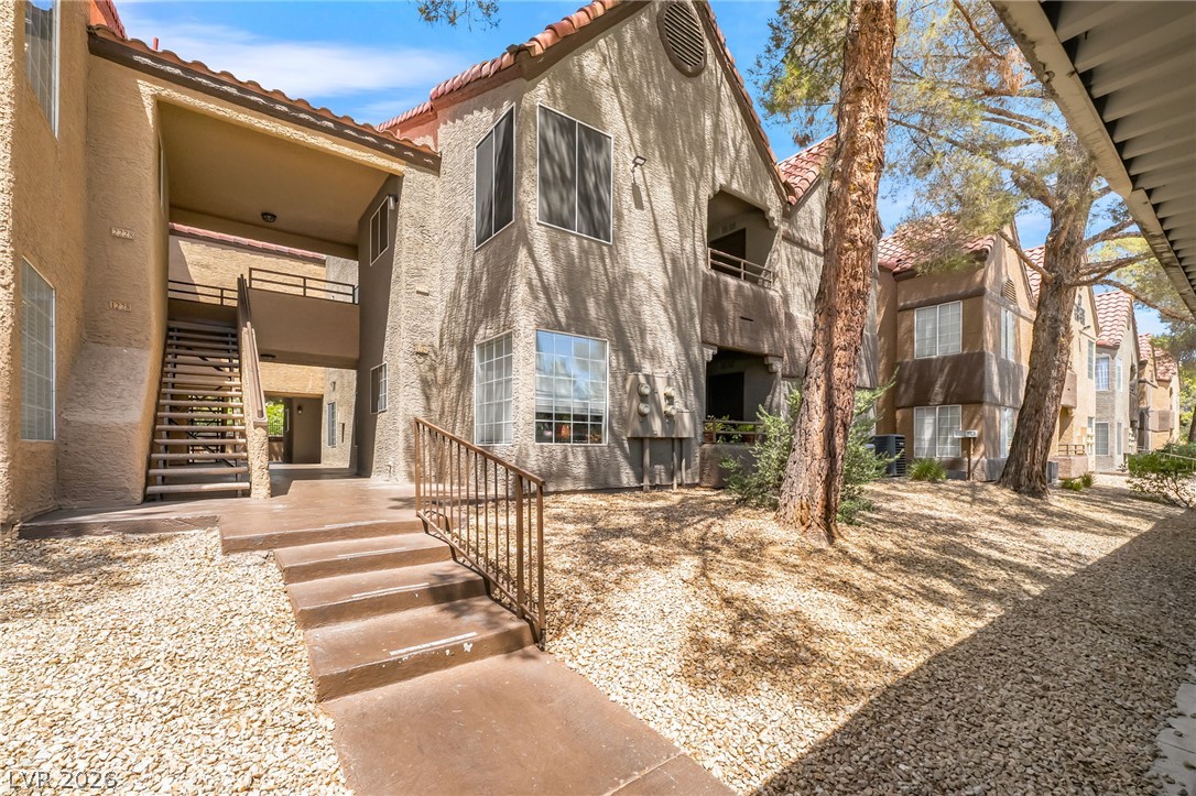 2200 S Fort Apache Road #2229, Las Vegas 89117