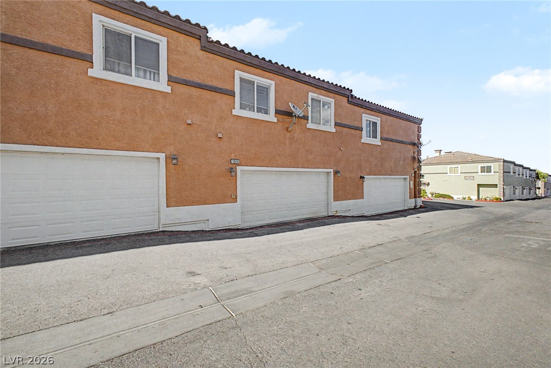 Photo 13 of 29, 10514 Gold Shadow Avenue