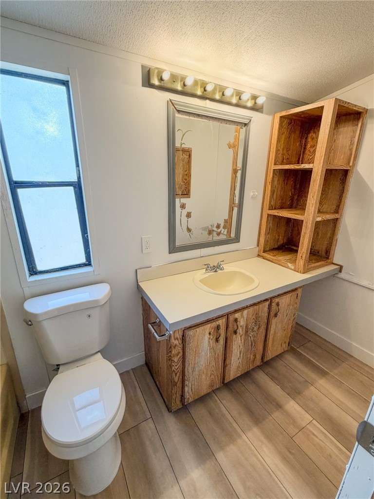 Photo 11 of 27, 2140 Cicchi Street