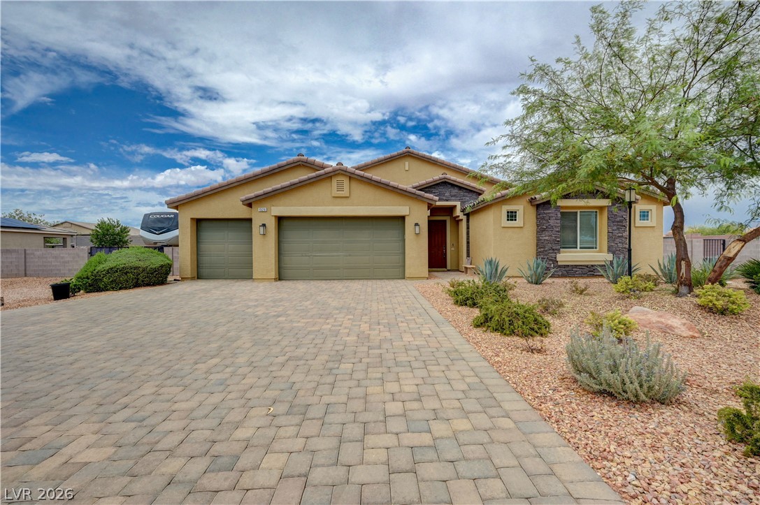 1526 Quail Vista Court, Logandale 89021