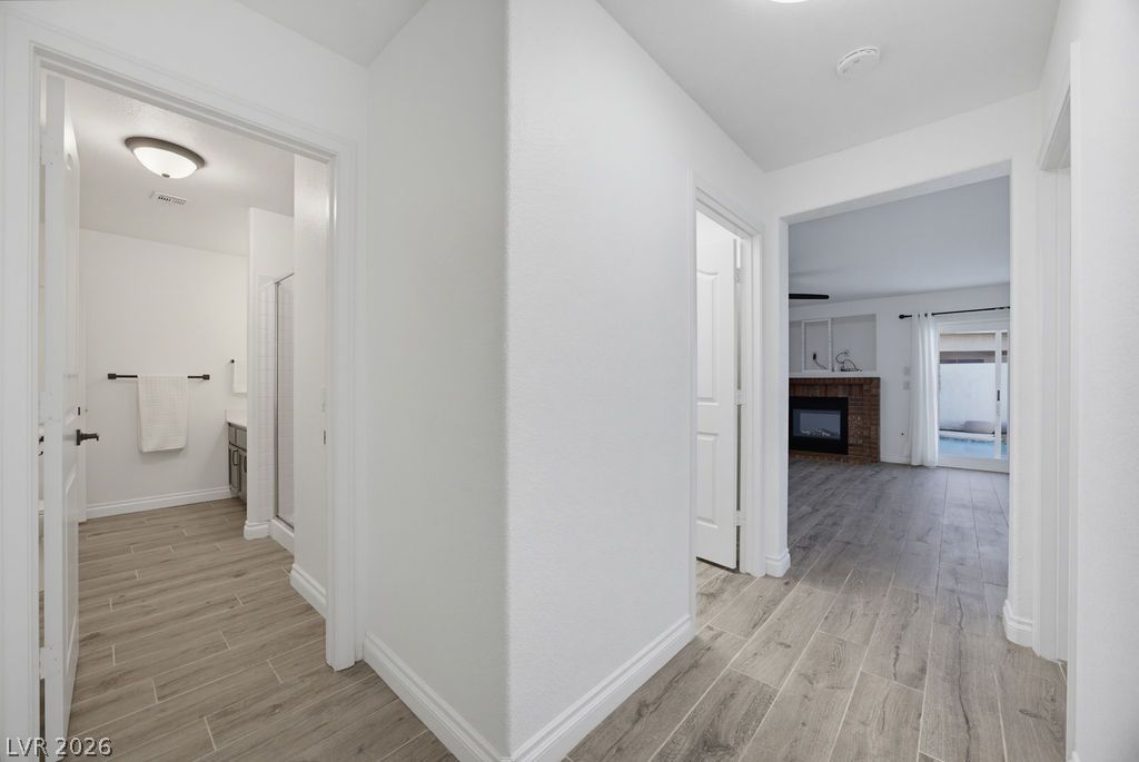 Photo 46 of 95, 7424 Alcove Glen Court