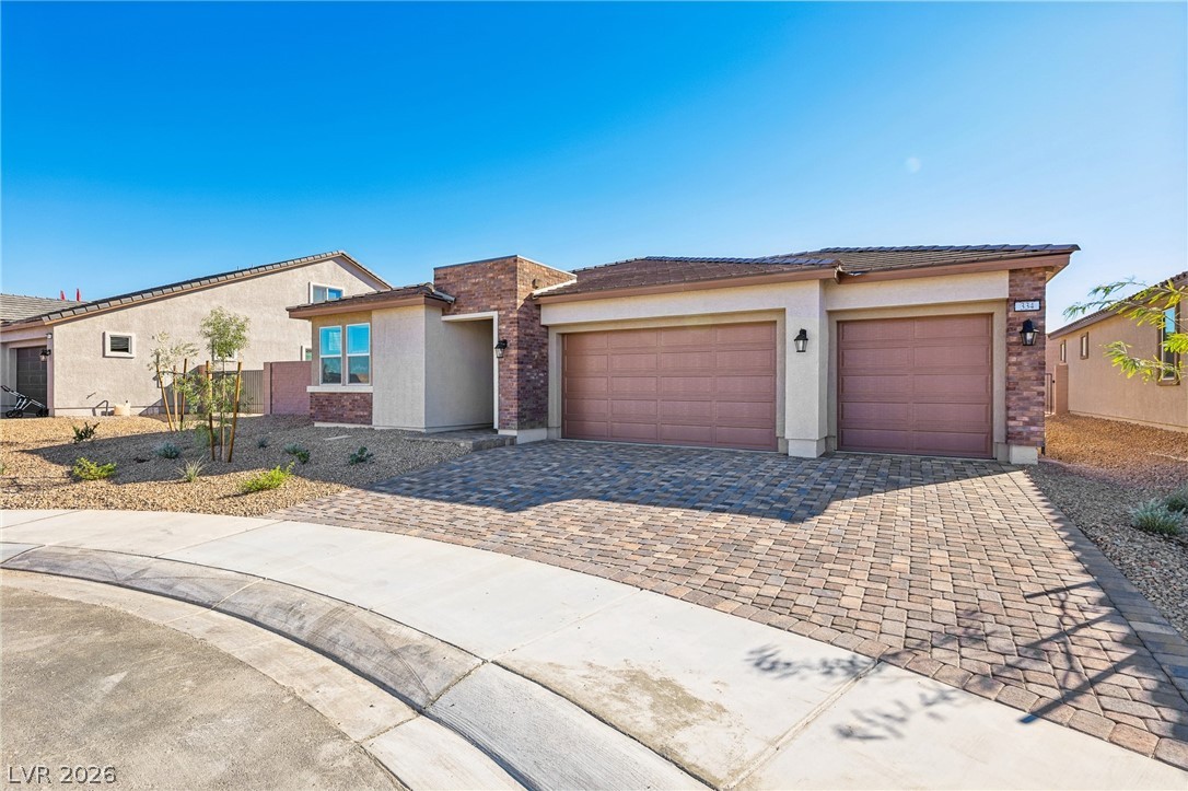 334 Golden Hollow Court, Henderson 89015