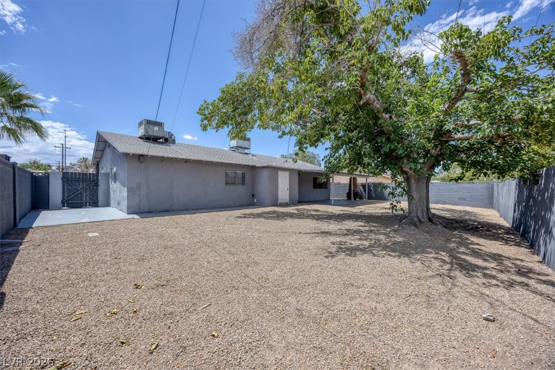Photo 43 of 45, 3210 Bluebird Street