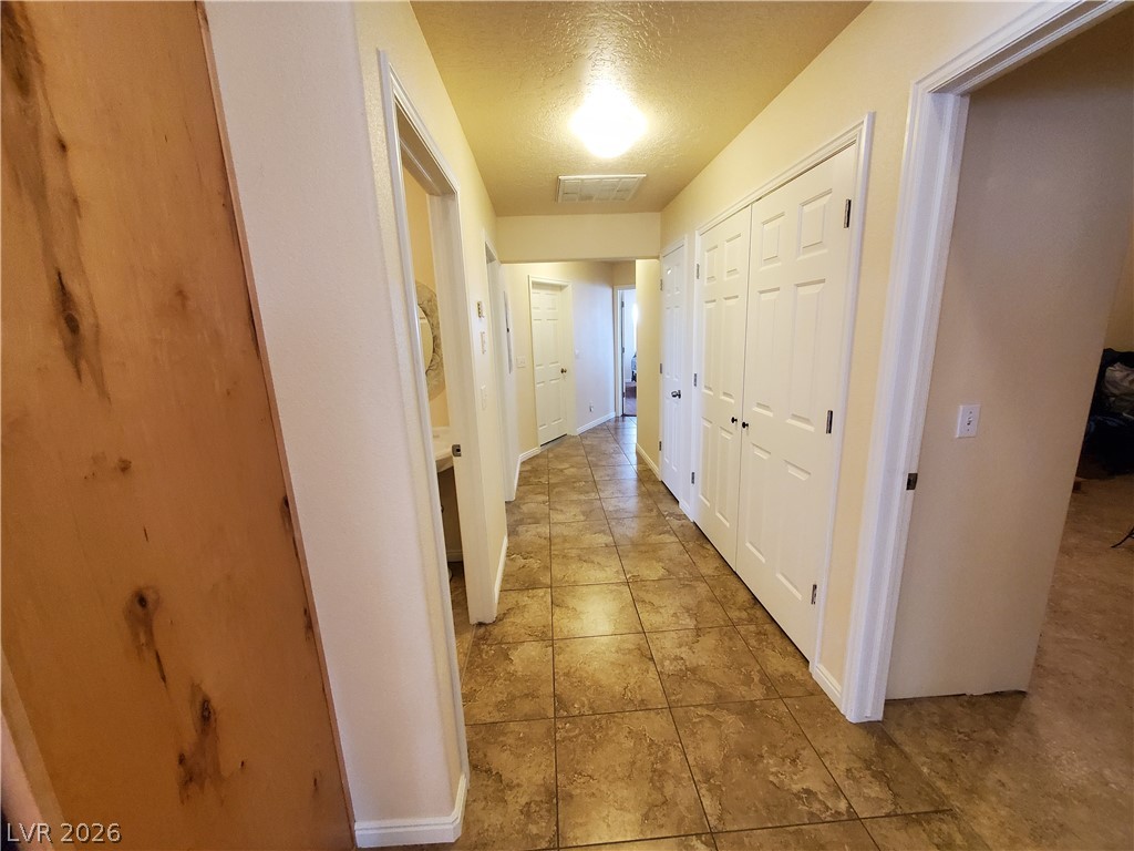Photo 9 of 43, 5272 Truman Lane
