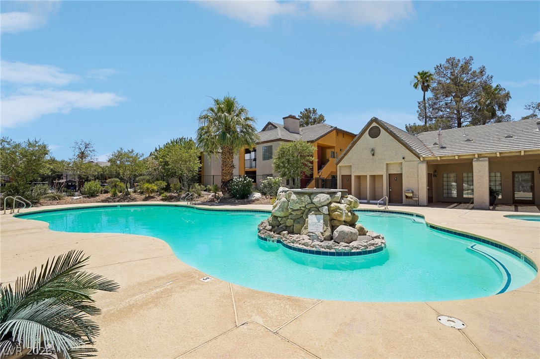 Photo 14 of 25, 2700 N Rainbow Boulevard #2136