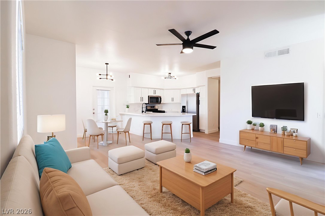 5225 W Reno Avenue #122, Las Vegas