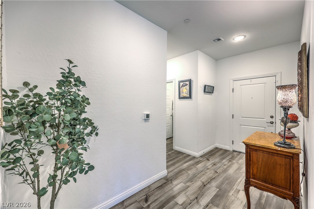 Photo 6 of 51, 2555 Hampton Road #4104