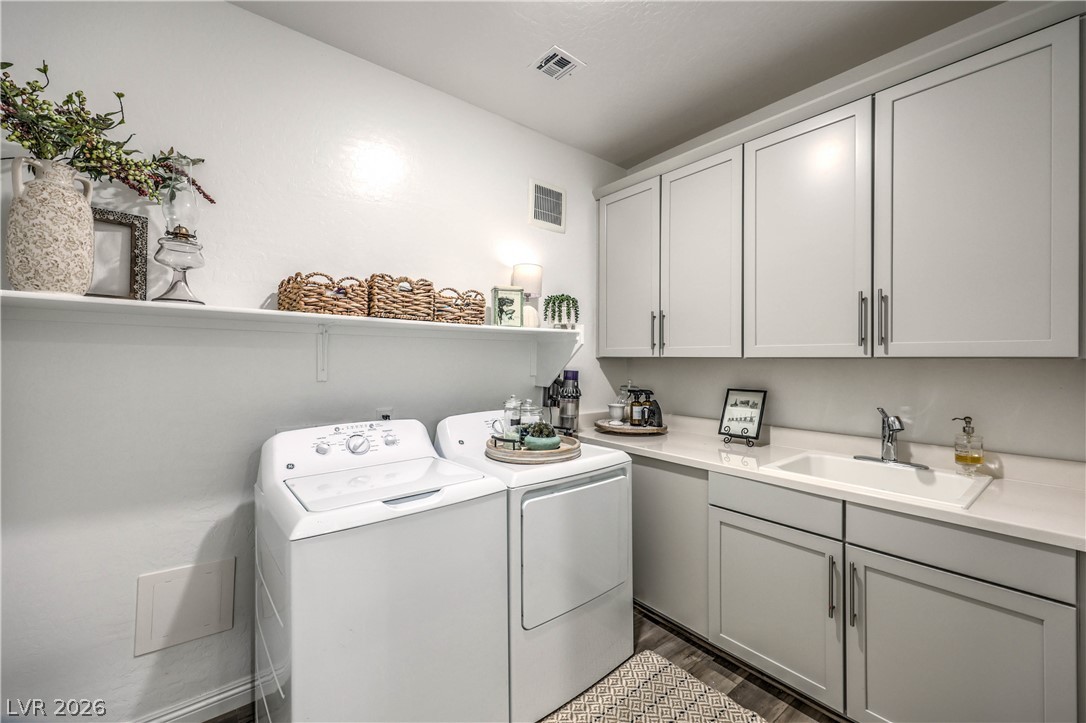 Photo 27 of 51, 2555 Hampton Road #4104