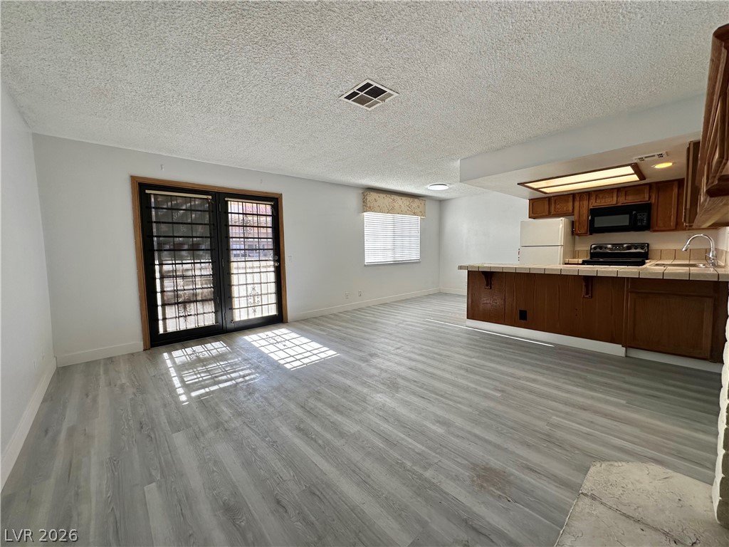 Photo 7 of 21, 4140 Gannet Circle #251