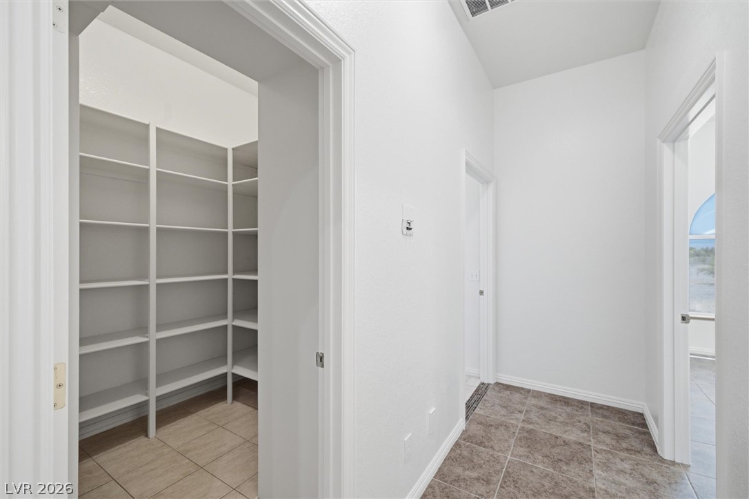 Photo 33 of 54, 2601 Balzar Street