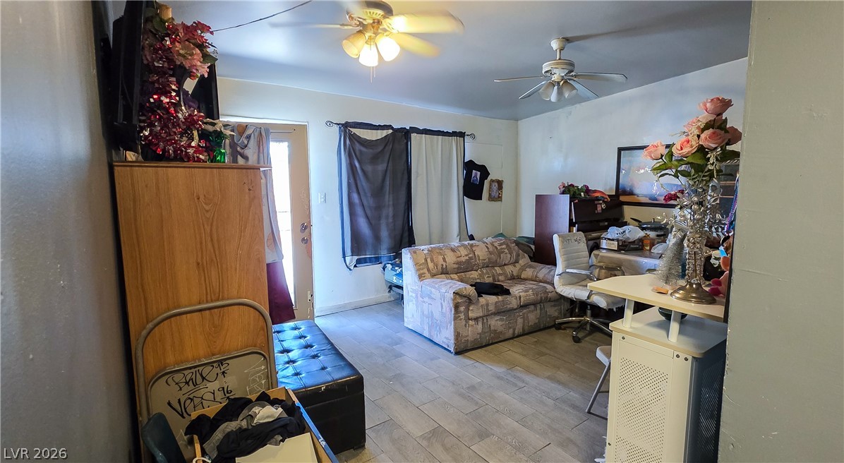 Photo 6 of 7, 2205 E Webb Avenue