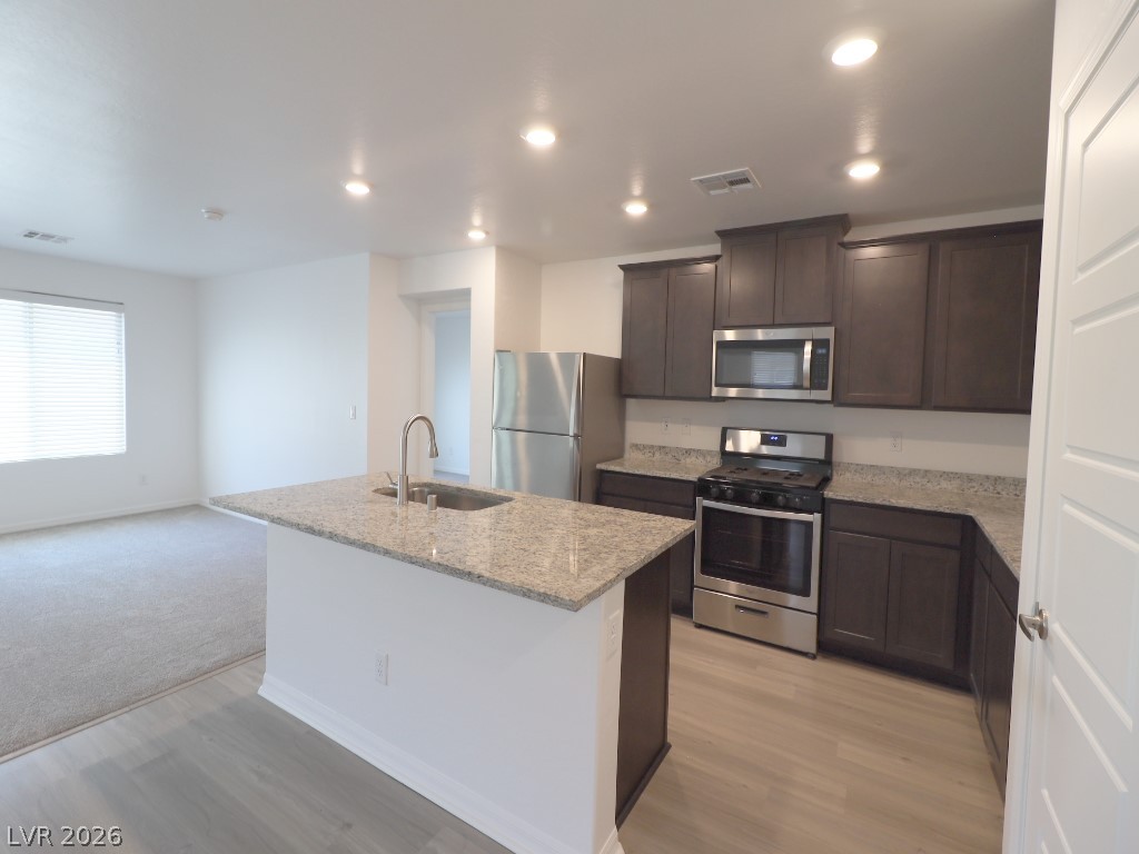 Photo 6 of 29, 513 Abrazar Avenue
