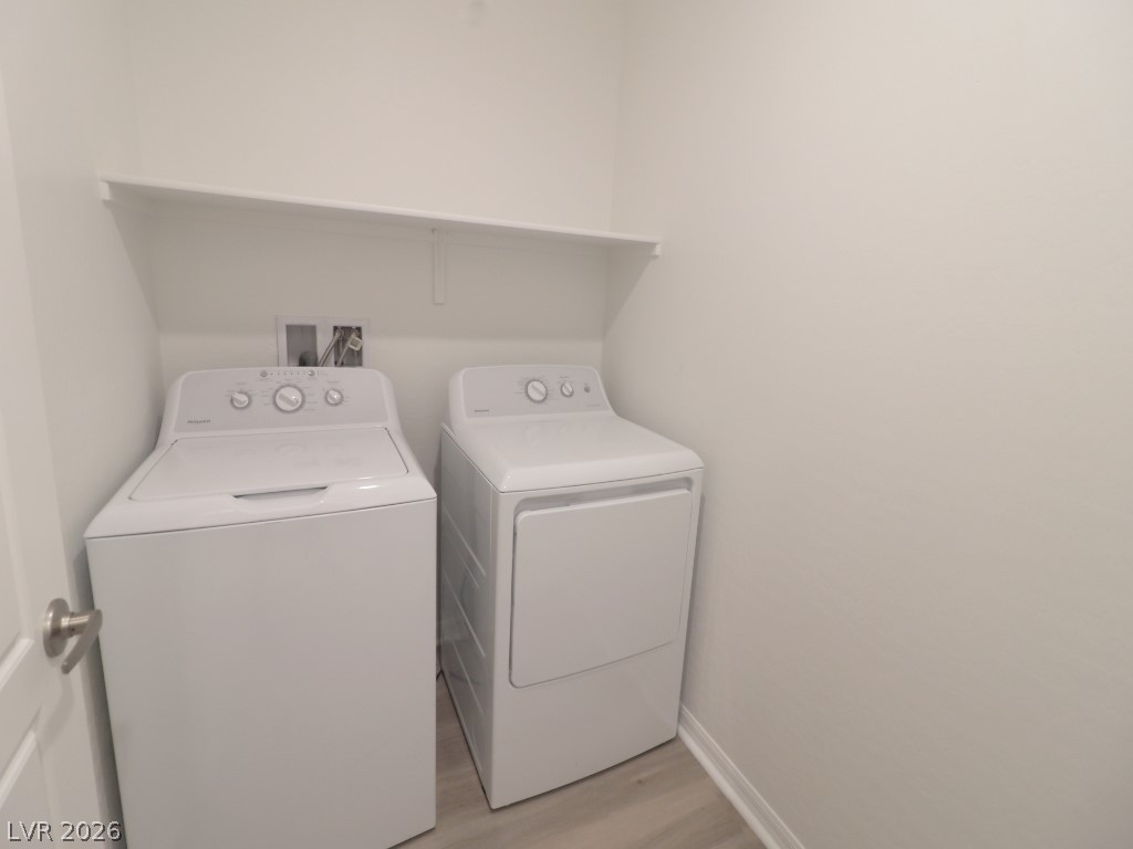 Photo 5 of 513 Abrazar Avenue