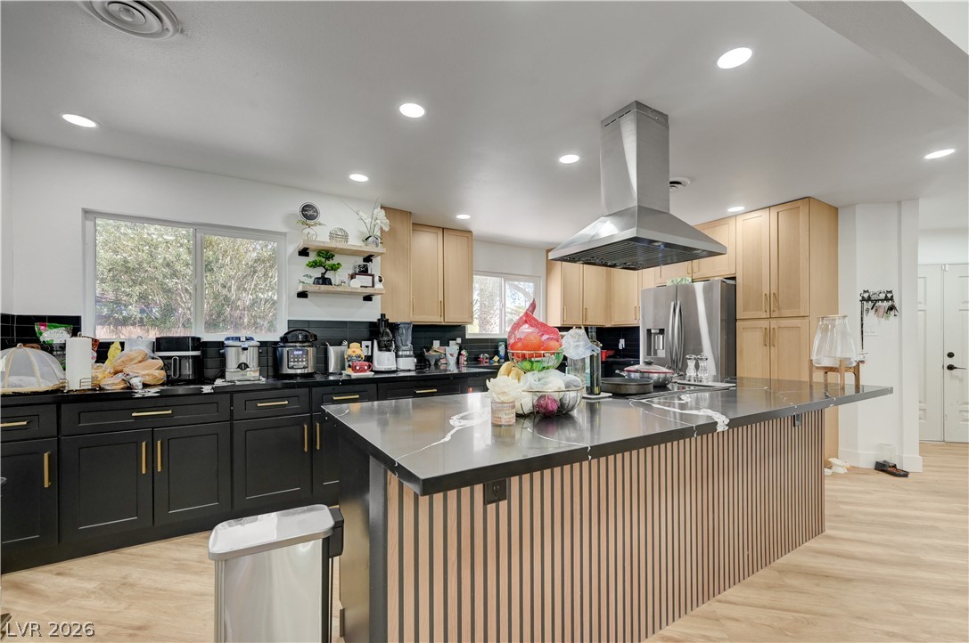 Photo 19 of 42, 4412 Denia Circle