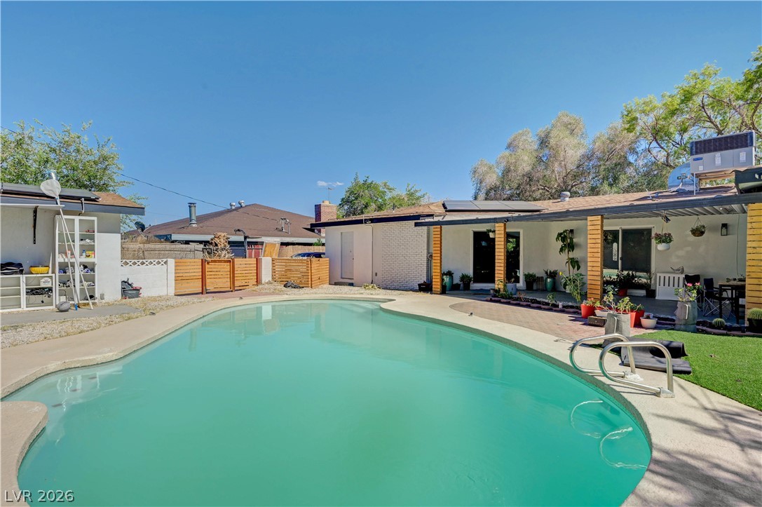 Photo 10 of 42, 4412 Denia Circle