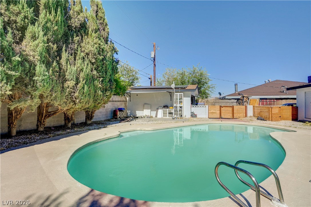 Photo 11 of 42, 4412 Denia Circle
