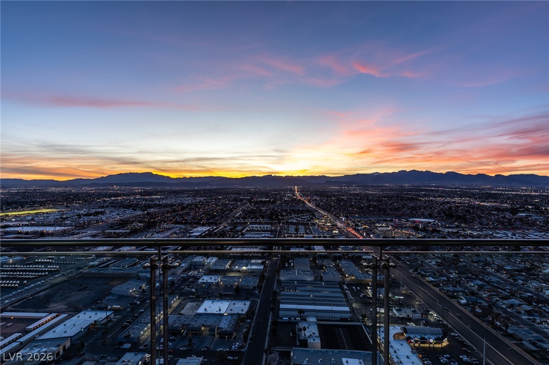 Photo 46 of 80, 4381 W Flamingo Road #57308