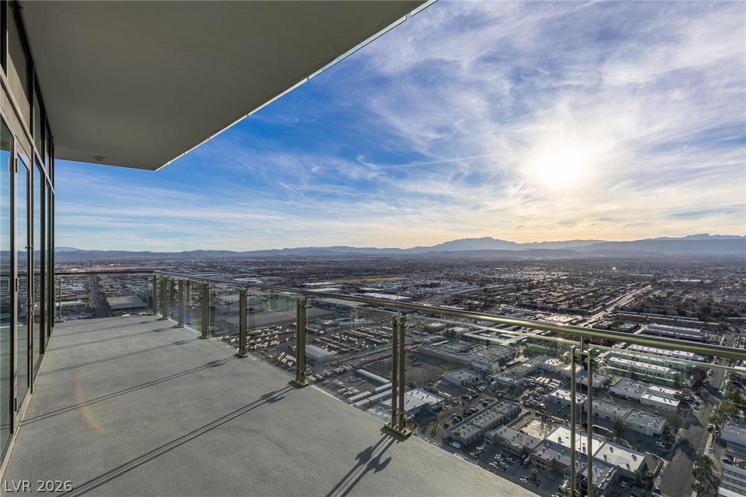 Photo 47 of 80, 4381 W Flamingo Road #57308