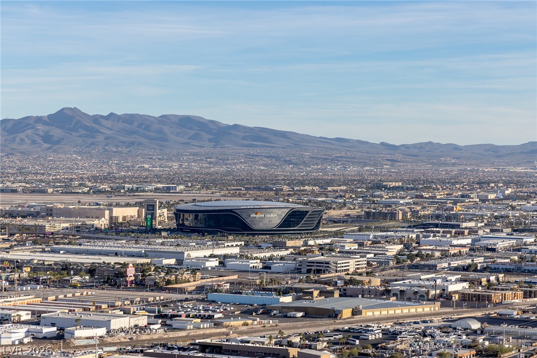 Photo 63 of 80, 4381 W Flamingo Road #57308