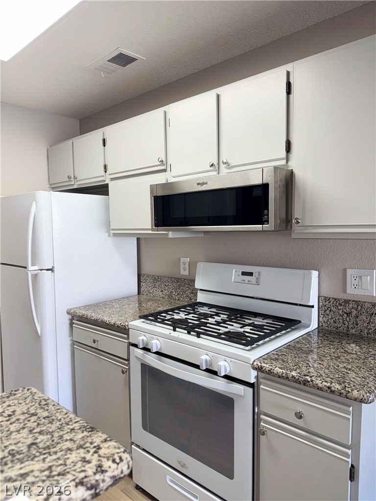 Photo 12 of 18, 2200 S Fort Apache Road #2062