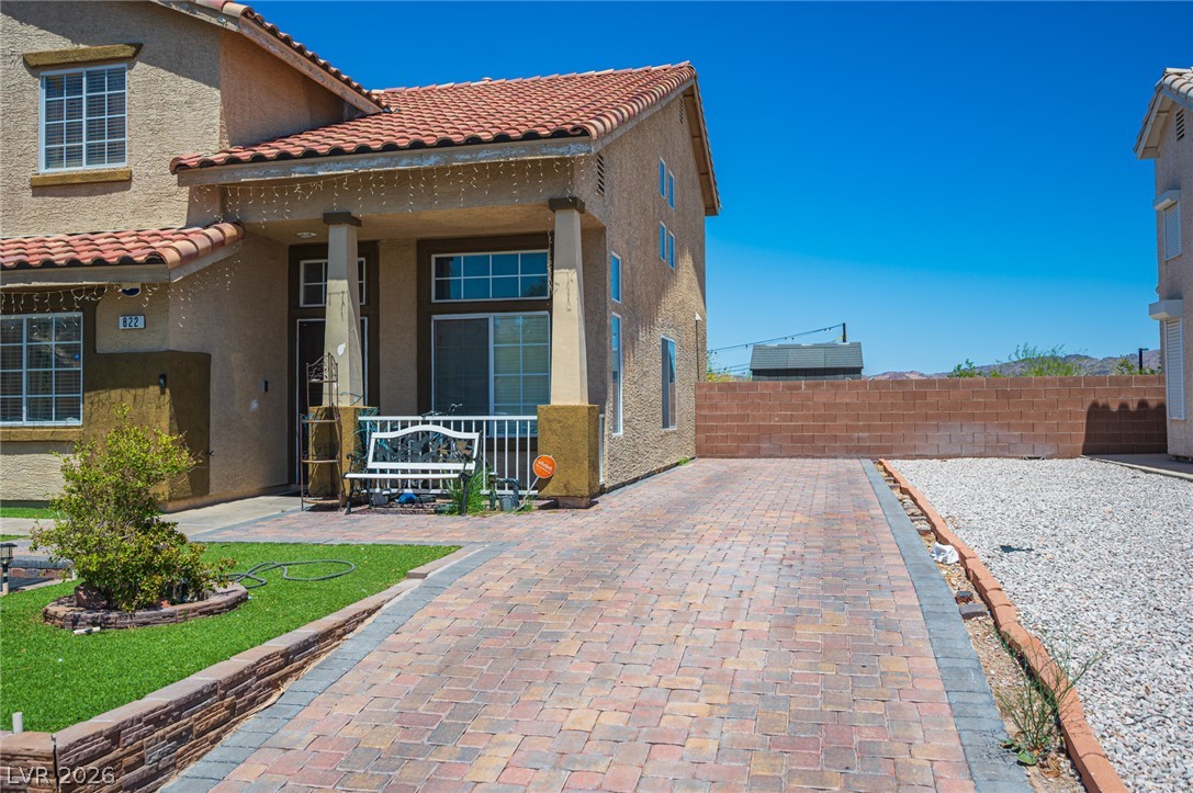 Photo 15 of 20, 822 Grape Vine Avenue