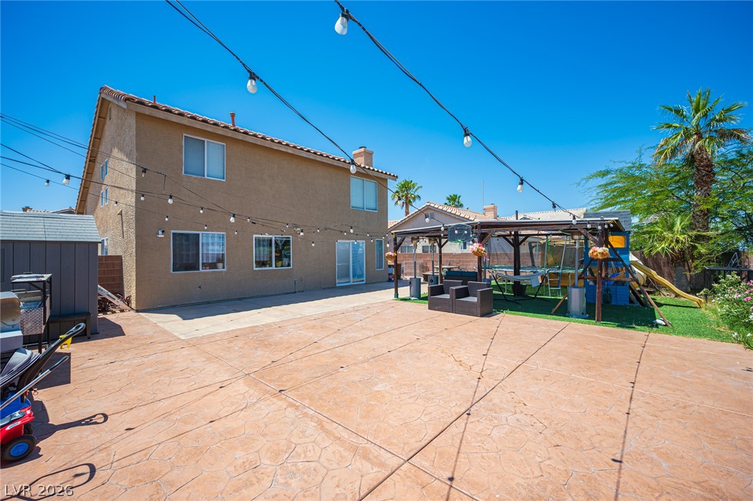 Photo 9 of 20, 822 Grape Vine Avenue